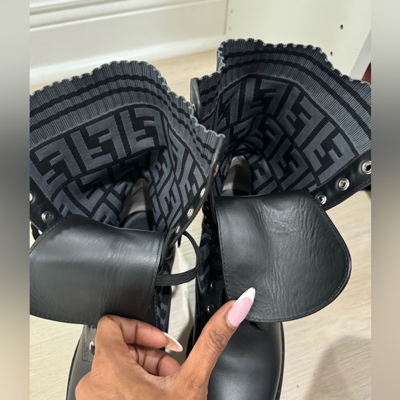 Fendi boots - Picture 6 of 7
